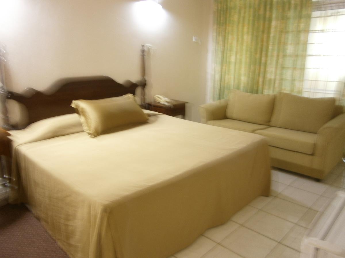 Whispering Bamboo Cove Resort Belfast Phòng bức ảnh