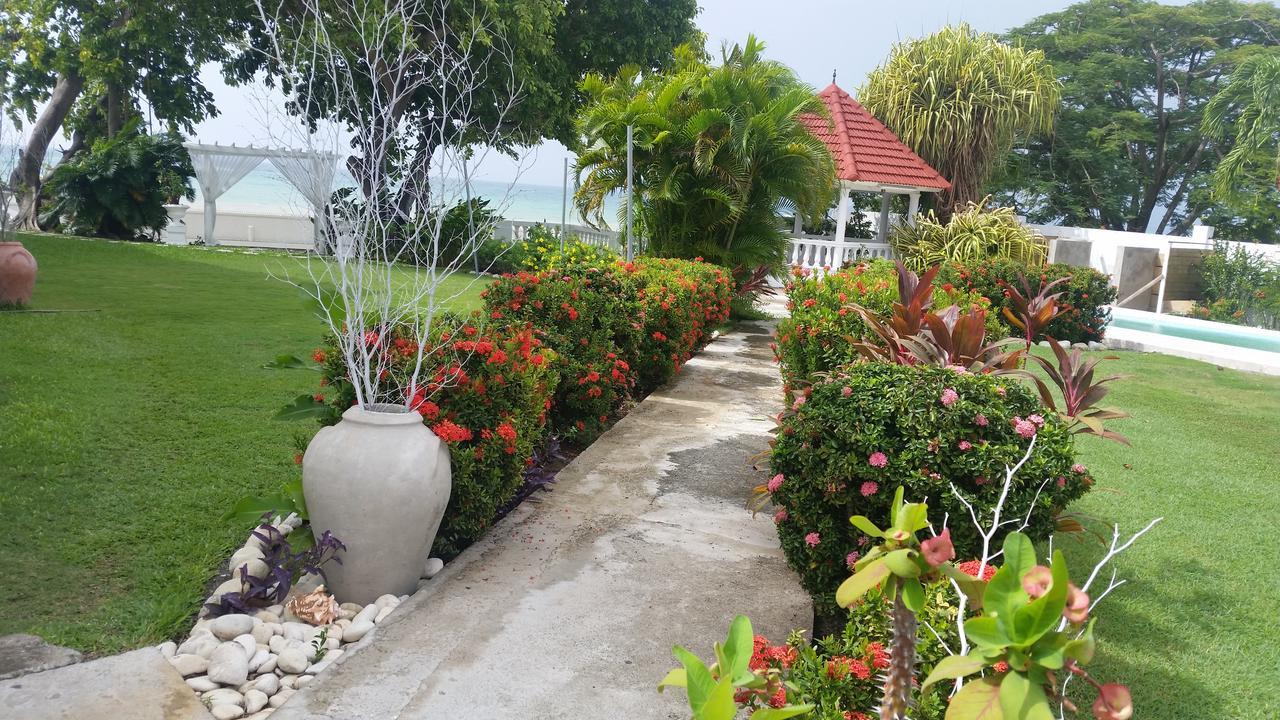 Whispering Bamboo Cove Resort Belfast Ngoại thất bức ảnh
