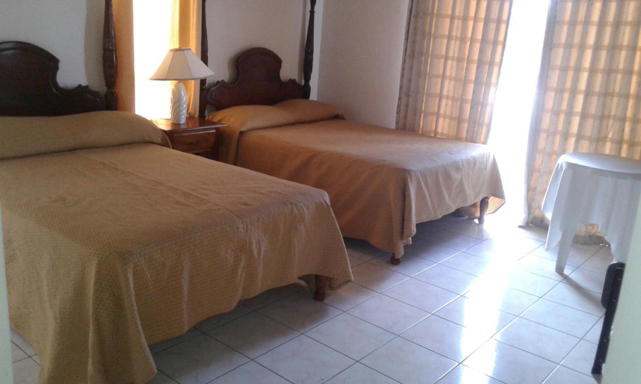 Whispering Bamboo Cove Resort Belfast Ngoại thất bức ảnh